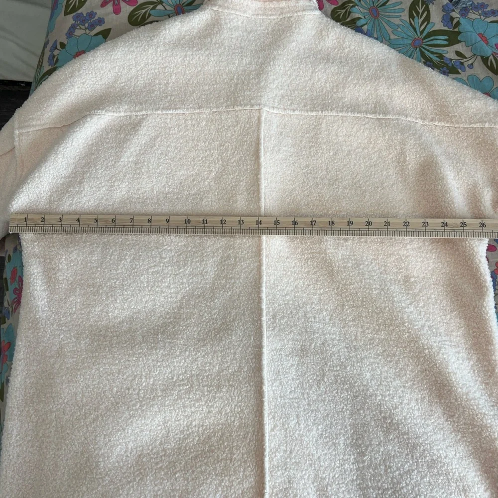 Cream Button-Up boucle teddy bear Jacket with deep patch Pockets. Shacket style